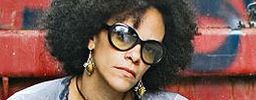 Ursula Rucker ukáže Praze, proč si ji vybrali The Roots a Jazzanova